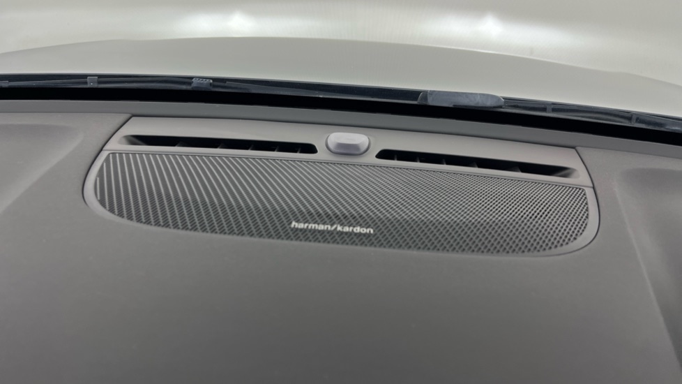 Used Volvo XC40 2021 for sale - 77890047: Photo 26