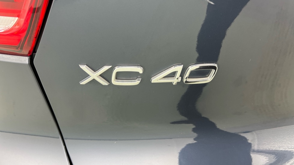 Used Volvo XC40 2021 for sale - 77890047: Photo 54