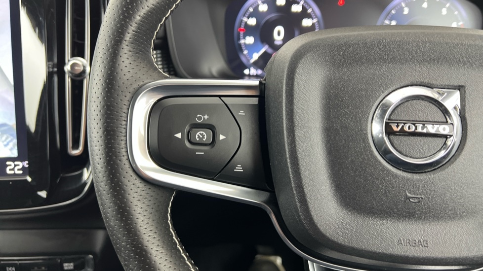 Used Volvo XC40 2018 for sale - 76709411: Photo 21