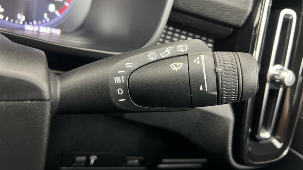 Used Volvo XC40 2018 for sale - 76709411: Photo 23