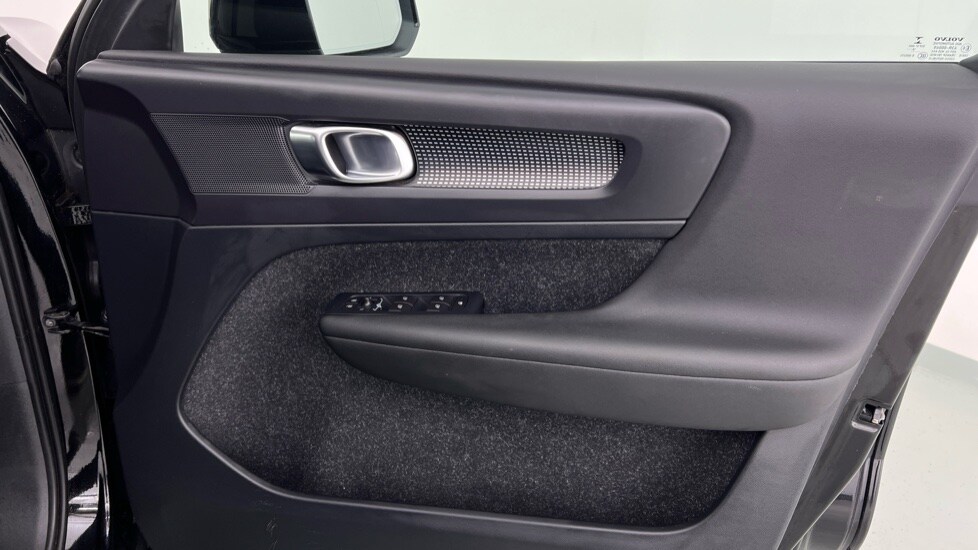 Used Volvo XC40 2018 for sale - 76709411: Photo 29