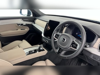 Used Volvo XC90 2025 for sale - 78555562: Photo
