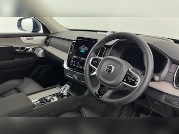 Used Volvo XC90 2025 for sale - 77476470: Photo