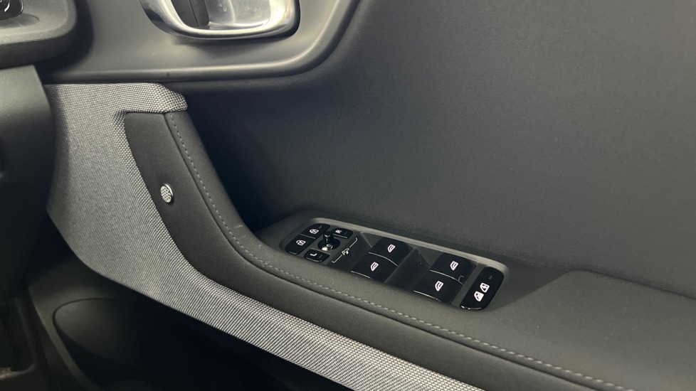 Used Polestar Polestar 2 2021 for sale - 76033874: Photo 33