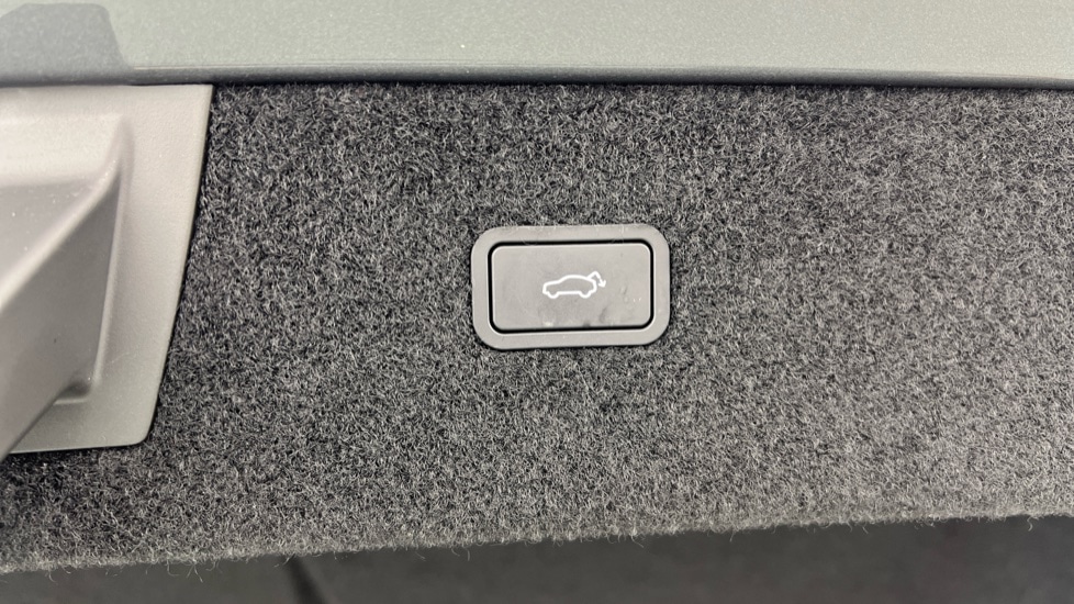 Used Polestar Polestar 4 2025 for sale - 76834902: Photo 30