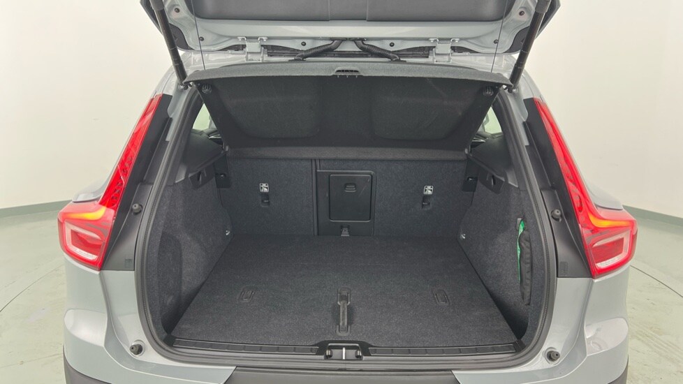 Used Volvo XC40 2024 for sale - 76055618: Photo 13