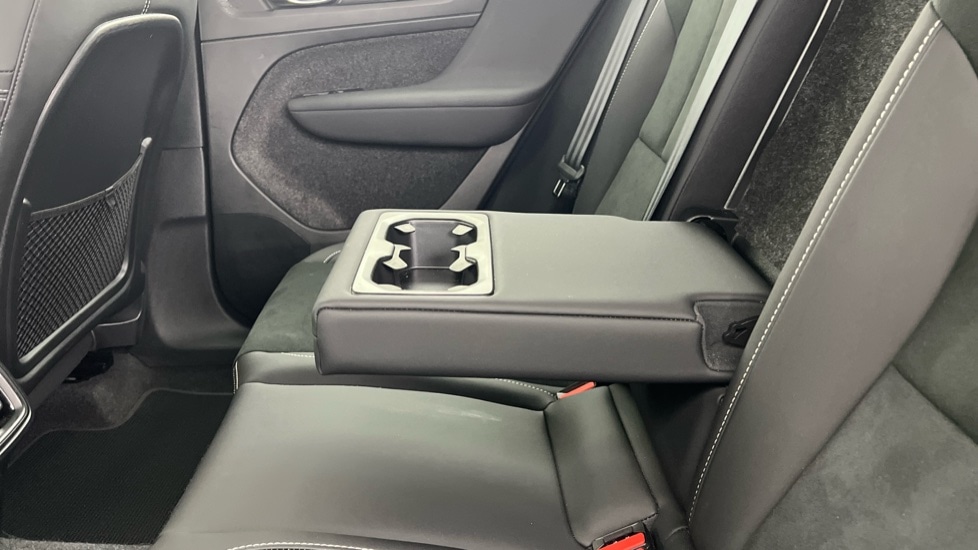 Used Volvo XC40 2024 for sale - 76055618: Photo 33