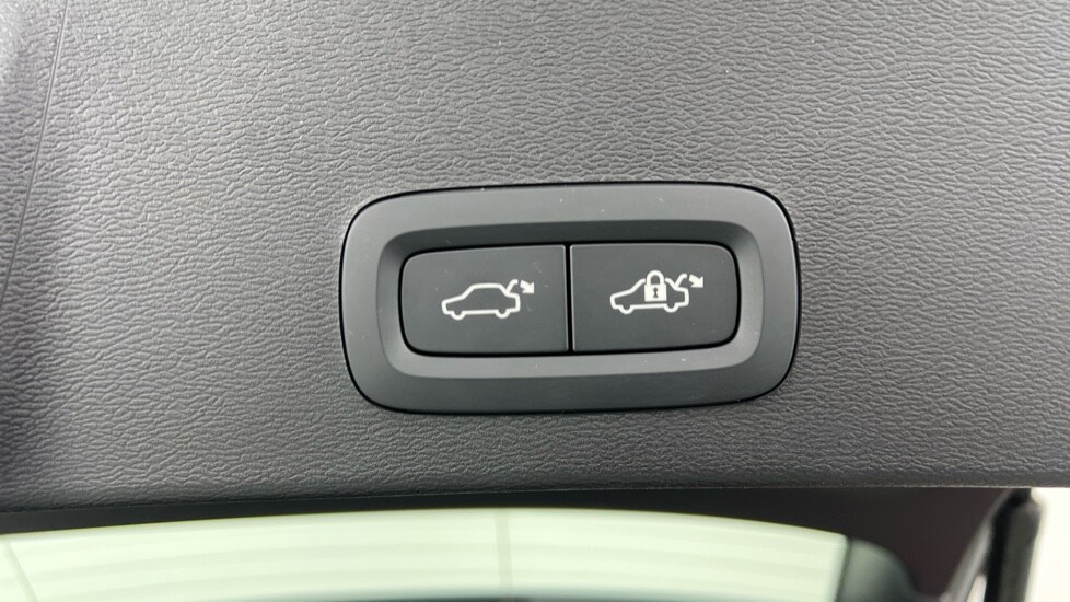 Used Volvo XC40 2024 for sale - 76055618: Photo 34