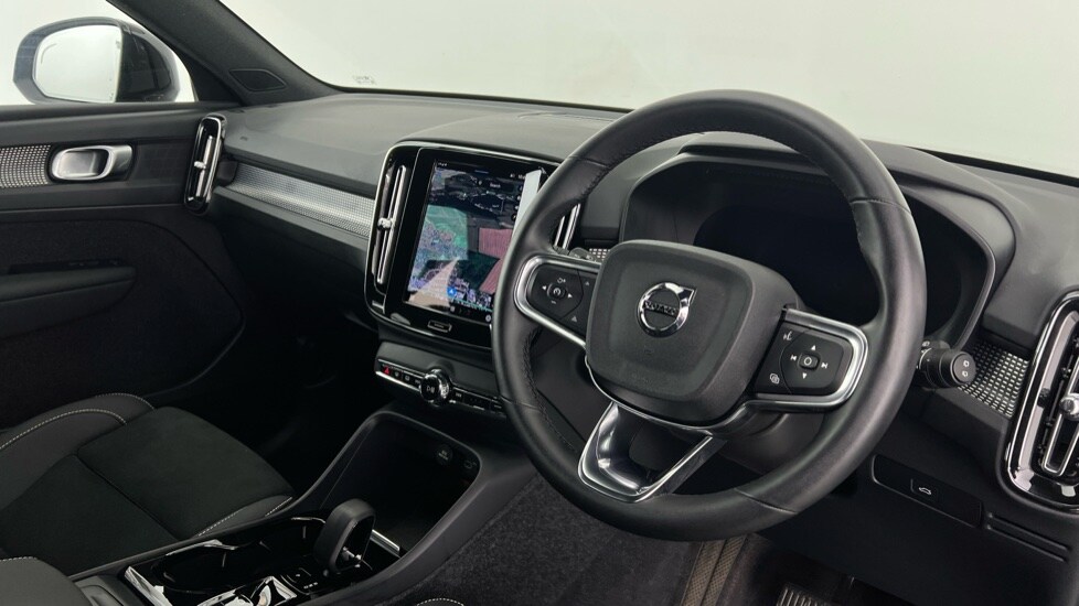 Used Volvo XC40 2024 for sale - 76055618: Photo 4