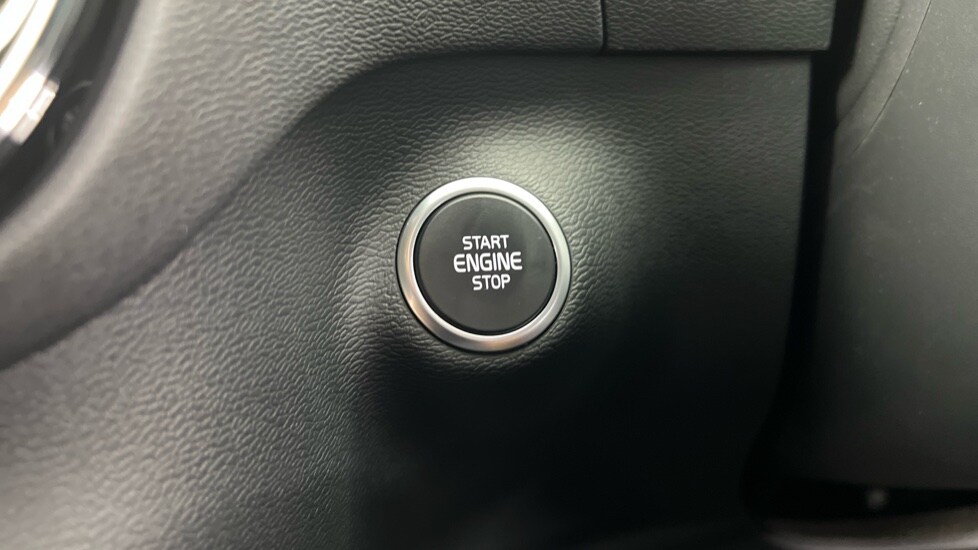 Used Volvo XC40 2024 for sale - 76055618: Photo 47