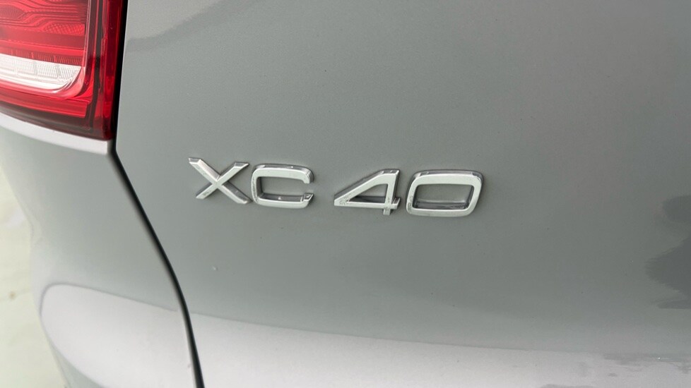 Used Volvo XC40 2024 for sale - 76055618: Photo 54