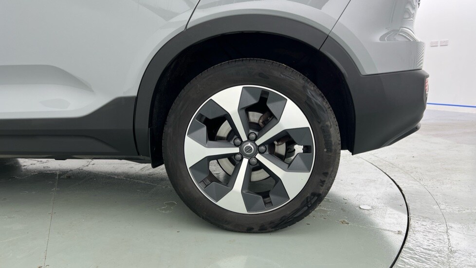 Used Volvo XC40 2024 for sale - 76055618: Photo 57