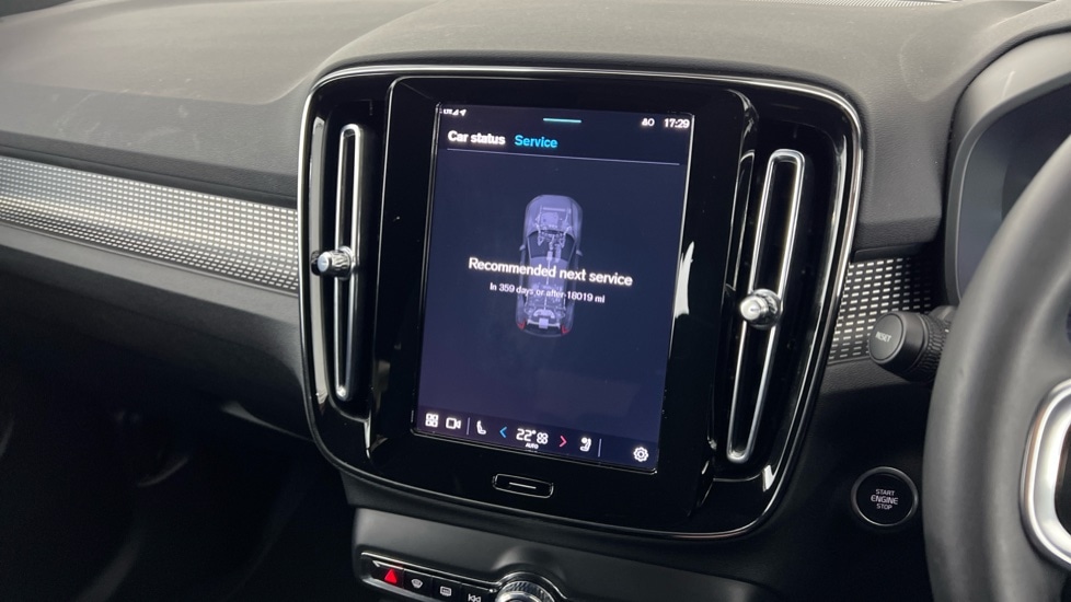 Used Volvo XC40 2024 for sale - 76519321: Photo 15