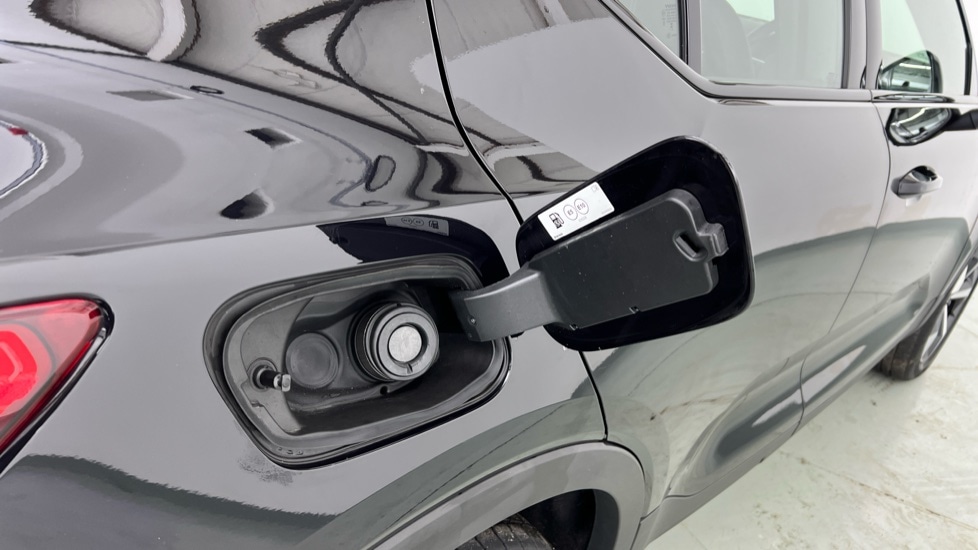 Used Volvo XC40 2024 for sale - 76519321: Photo 16