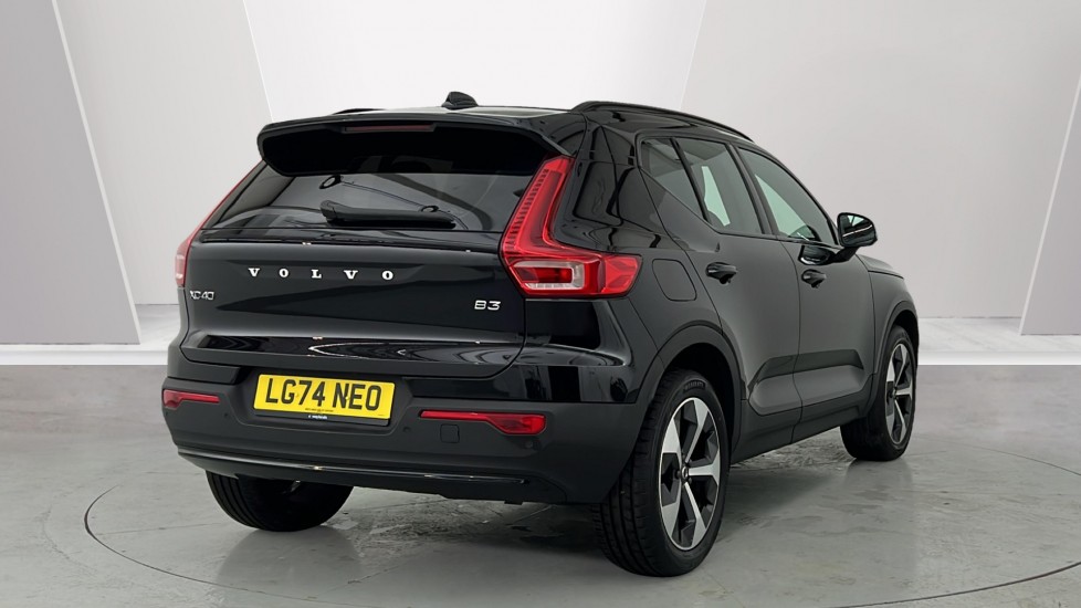 Used Volvo XC40 2024 for sale - 76519321: Photo 2