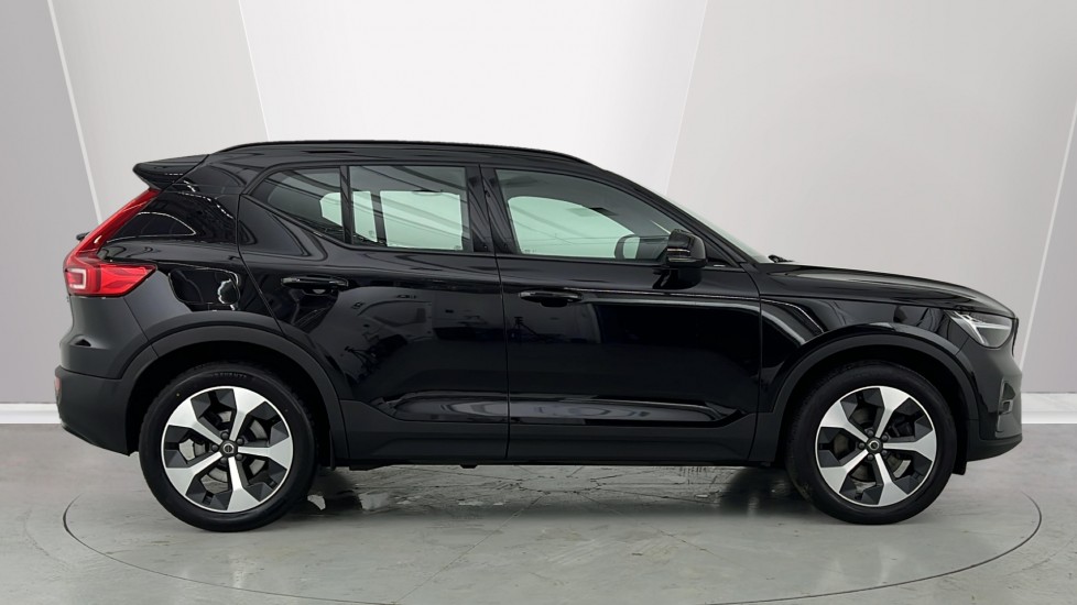 Used Volvo XC40 2024 for sale - 76519321: Photo 3