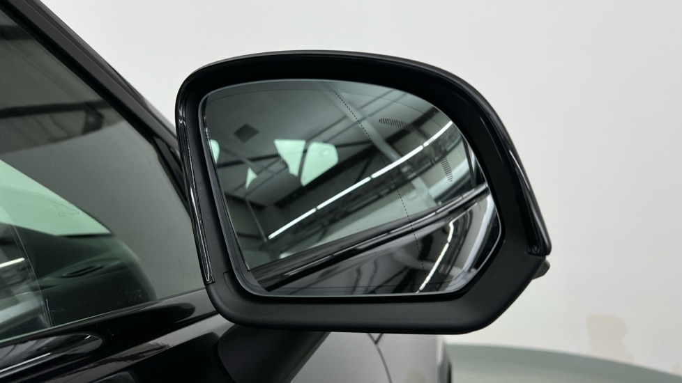 Used Volvo XC40 2024 for sale - 76519321: Photo 32