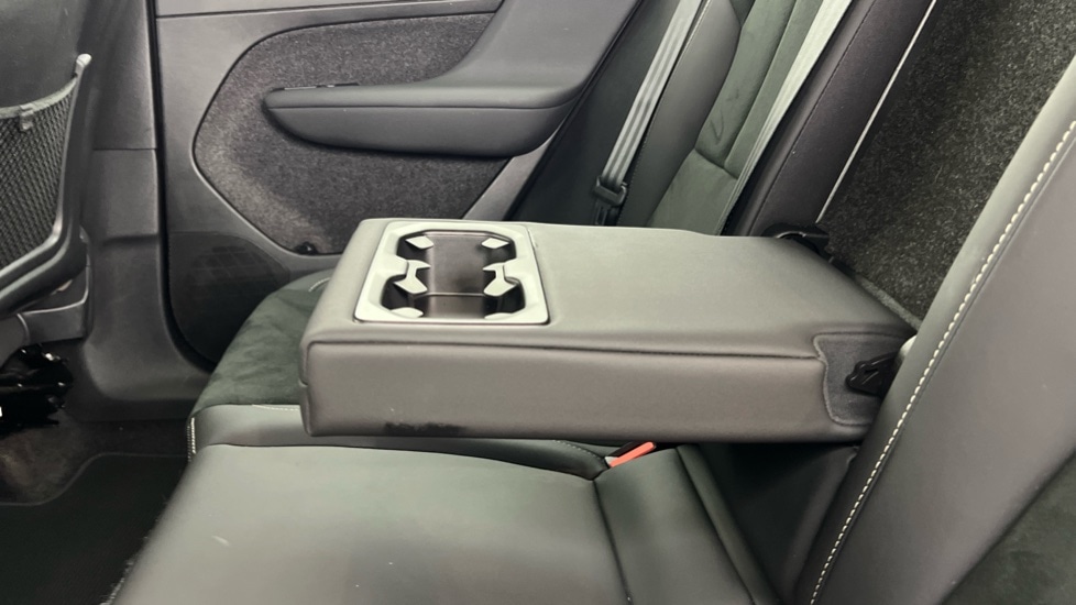 Used Volvo XC40 2024 for sale - 76519321: Photo 34