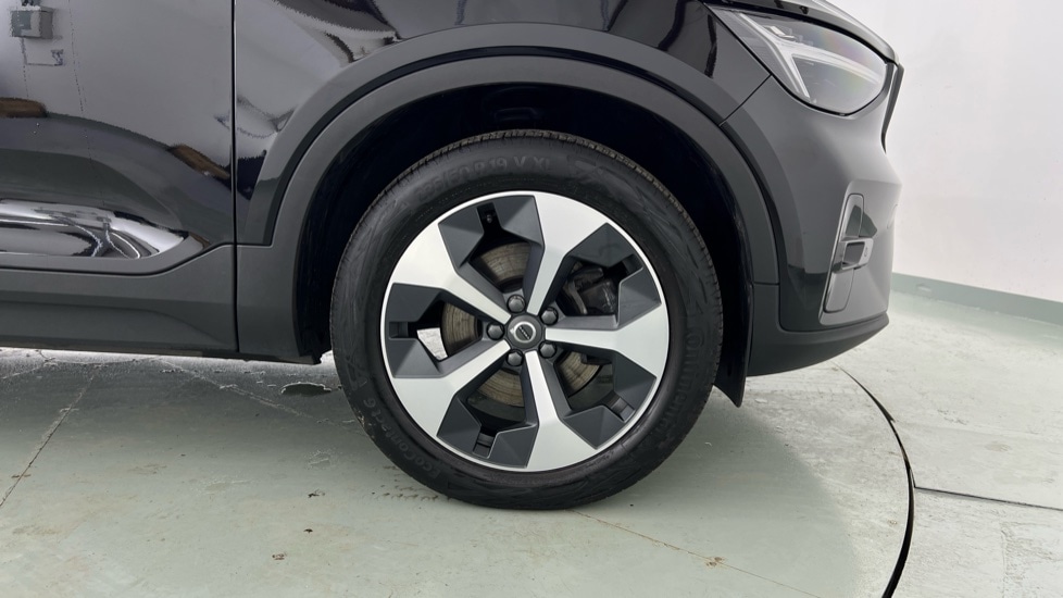 Used Volvo XC40 2024 for sale - 76519321: Photo 64