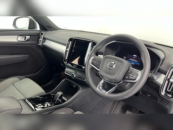 Used Volvo XC40 2023 for sale - 78563326: Photo