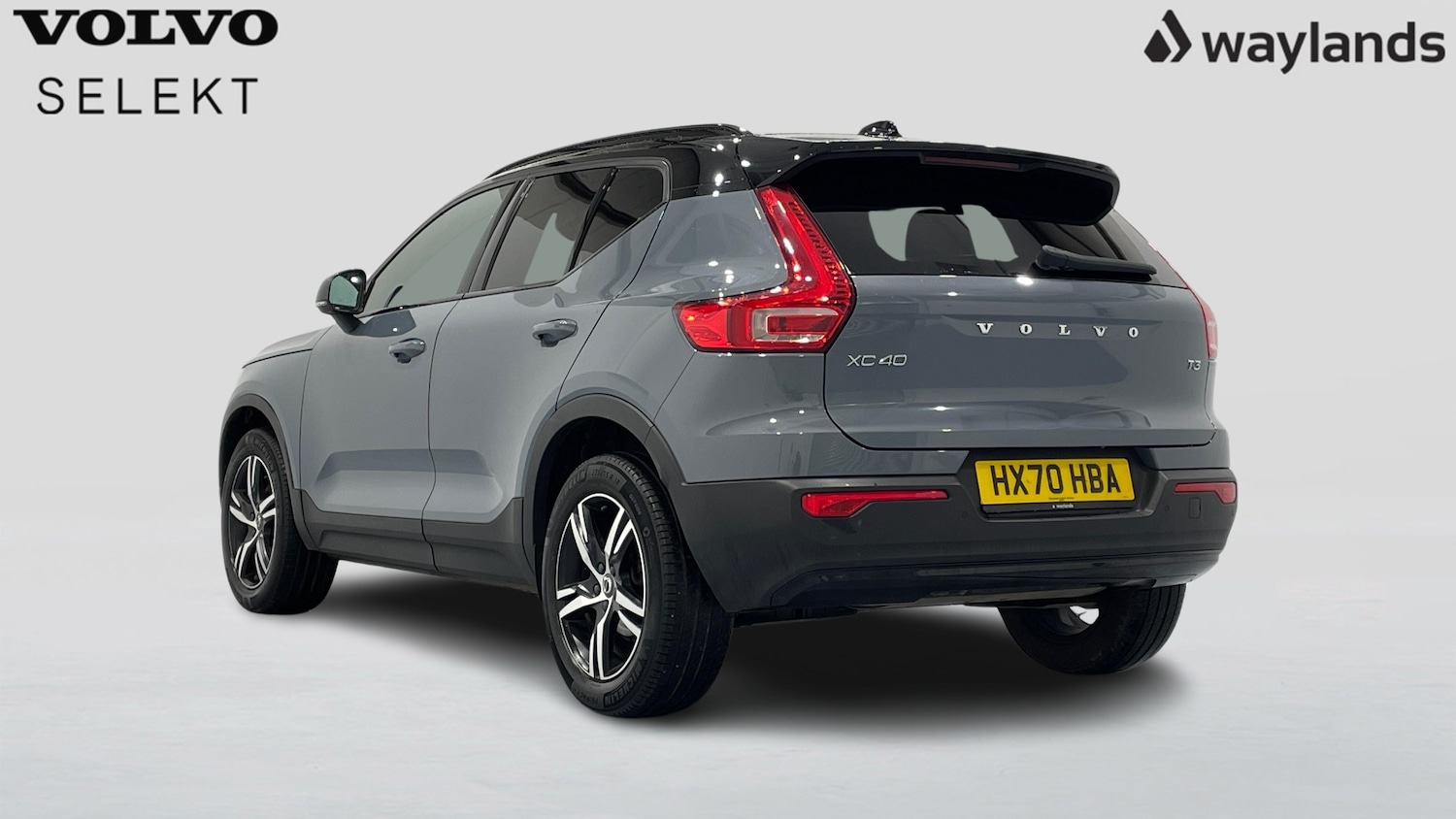 Used Volvo XC40 2020 for sale - 77927354: Photo 2