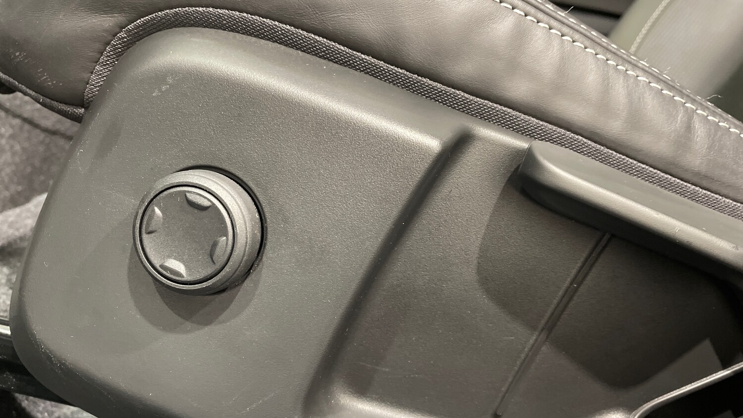 Used Volvo XC40 2020 for sale - 77927354: Photo 23