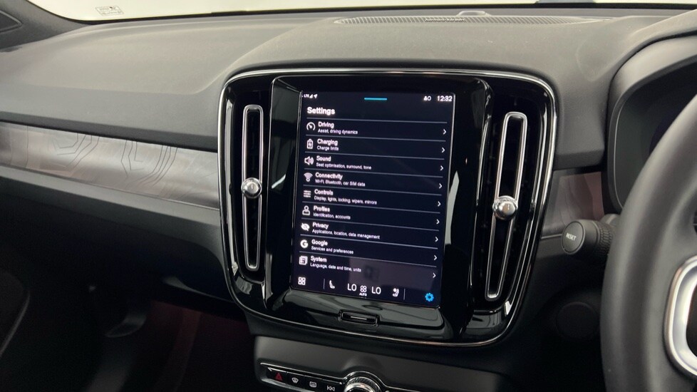 Used Volvo XC40 2024 for sale - 76098001: Photo 17