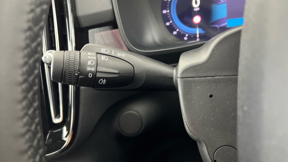 Used Volvo XC40 2024 for sale - 76098001: Photo 20