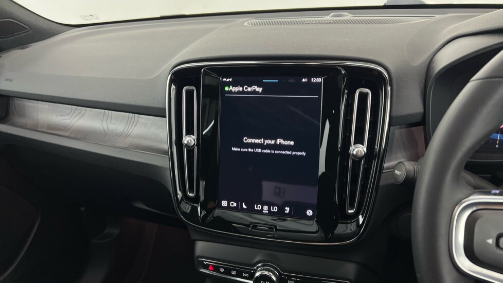 Used Volvo XC40 2024 for sale - 76098001: Photo 43