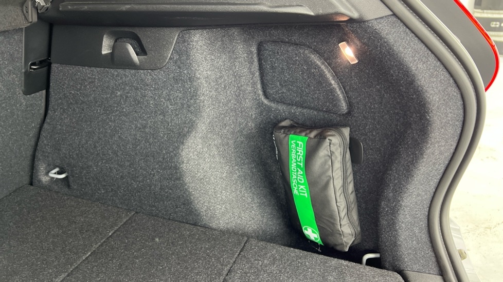 Used Volvo XC40 2024 for sale - 76098001: Photo 53