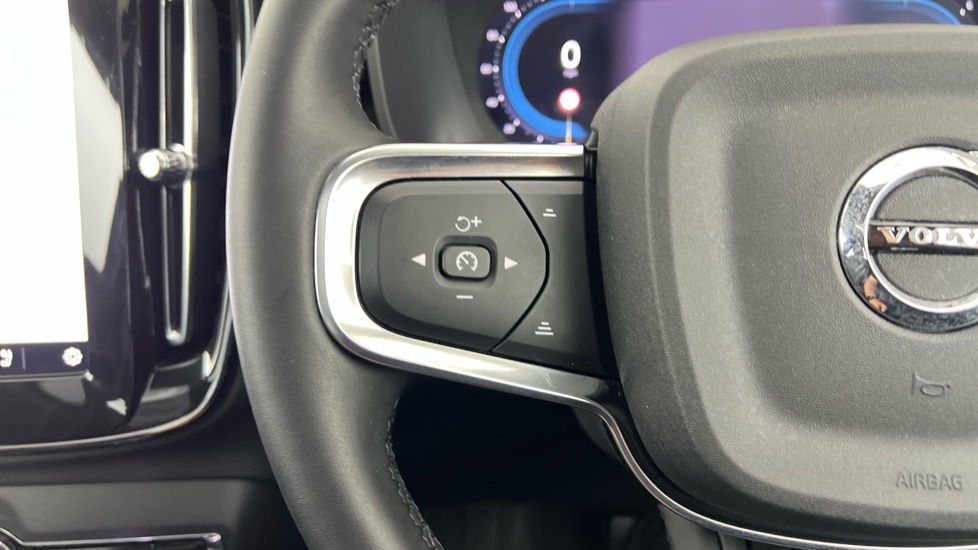 Used Volvo XC40 2024 for sale - 75775955: Photo 21