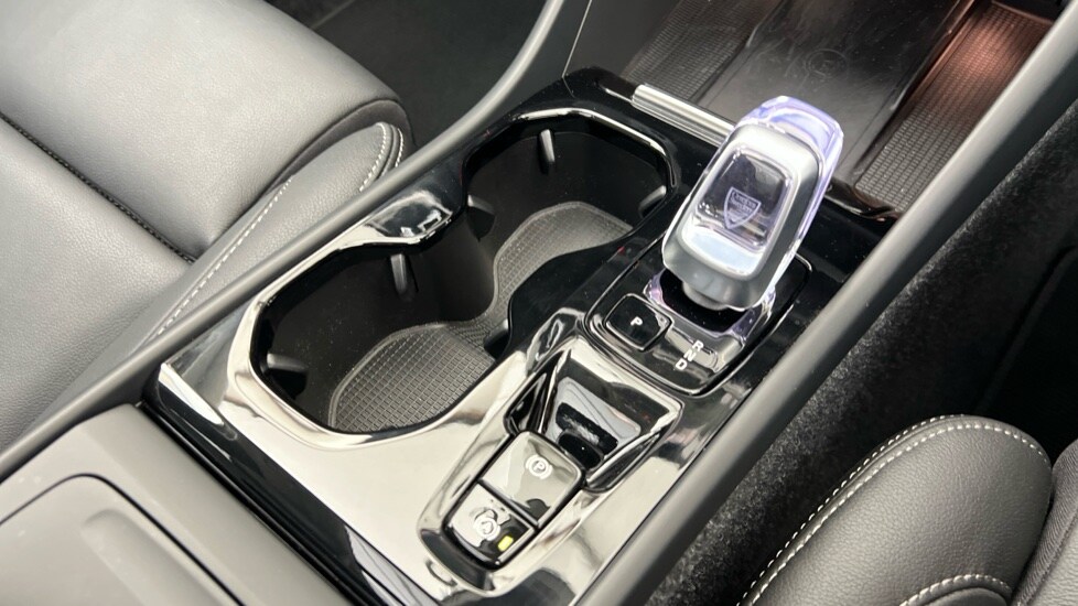 Used Volvo XC40 2024 for sale - 75775955: Photo 25