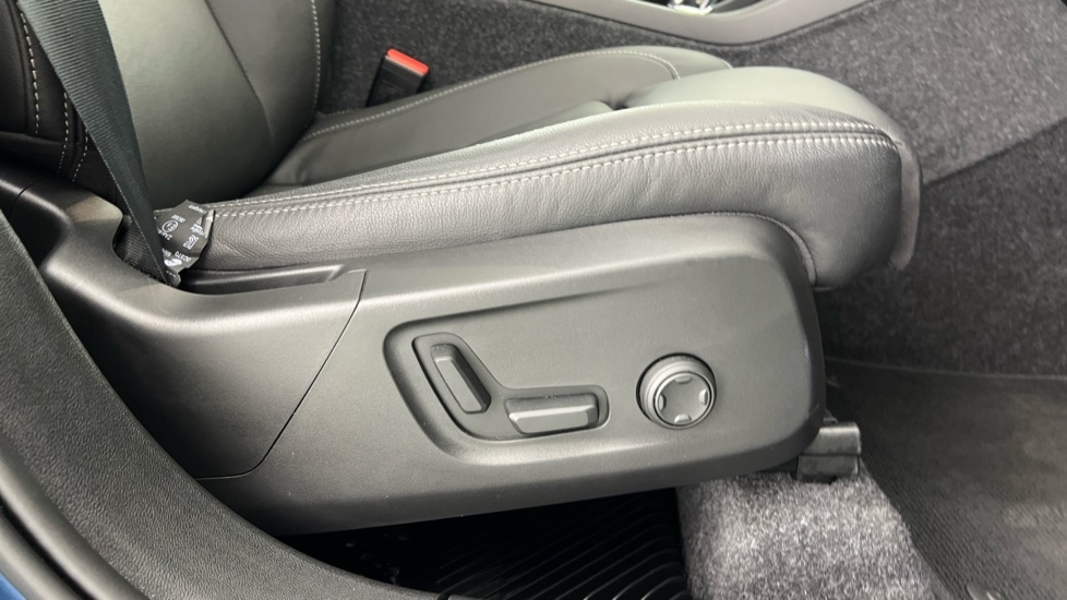 Used Volvo XC40 2024 for sale - 75775955: Photo 30