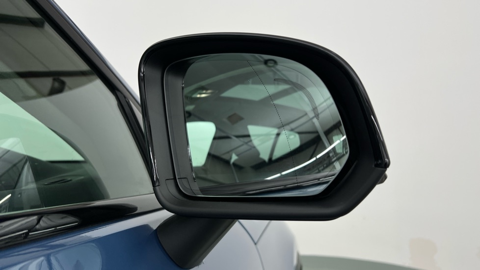 Used Volvo XC40 2024 for sale - 75775955: Photo 32