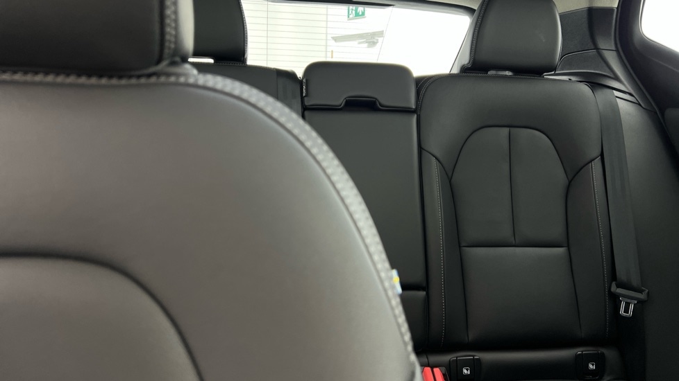 Used Volvo XC40 2024 for sale - 75775955: Photo 37