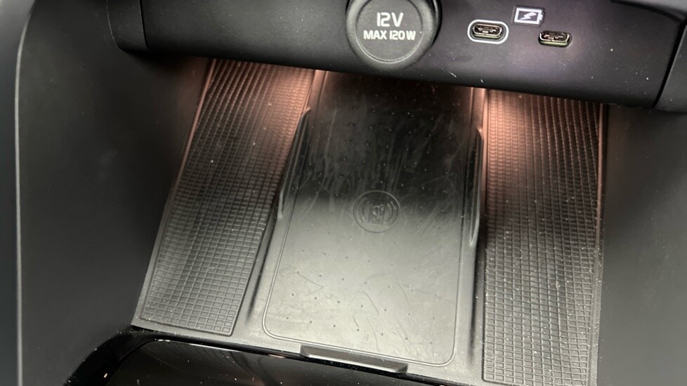 Used Volvo XC40 2024 for sale - 75775955: Photo 44