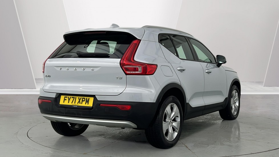 Used Volvo XC40 2021 for sale - 77326280: Photo 2