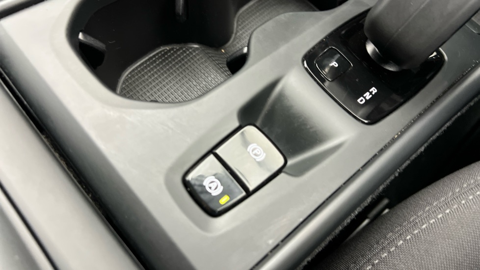 Used Volvo XC40 2021 for sale - 77326280: Photo 27