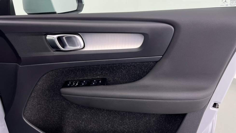 Used Volvo XC40 2021 for sale - 77326280: Photo 29