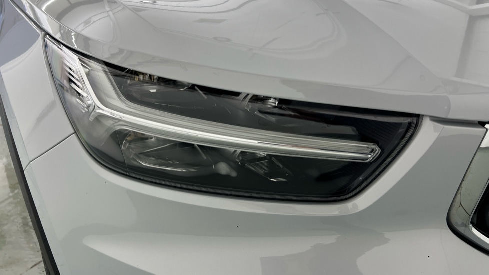 Used Volvo XC40 2021 for sale - 77326280: Photo 56