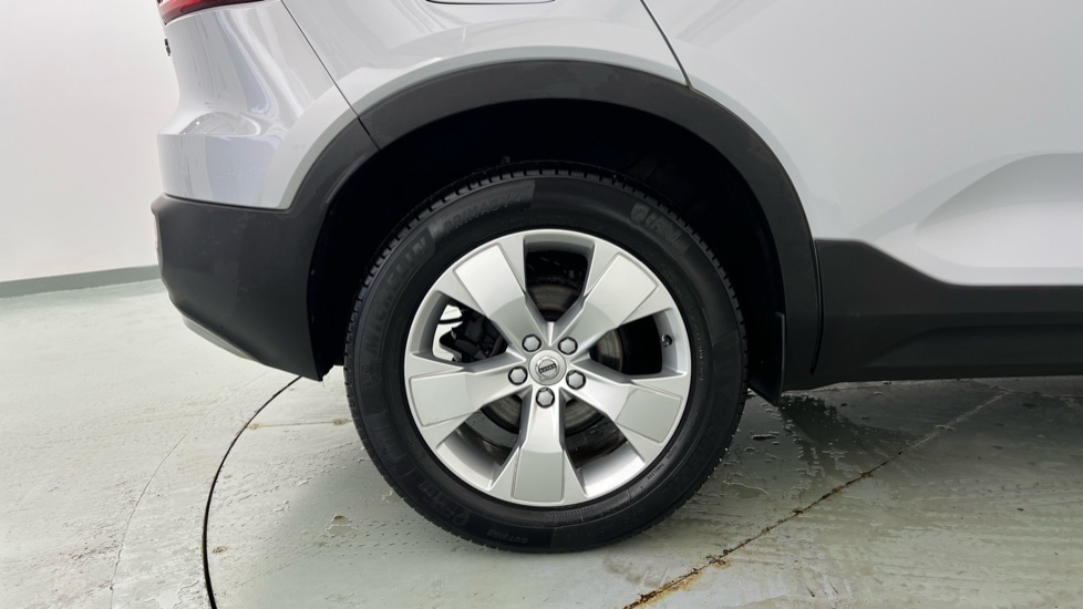 Used Volvo XC40 2021 for sale - 77326280: Photo 9