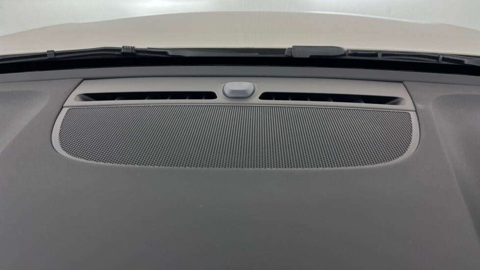 Used Volvo XC40 2025 for sale - 76452081: Photo 29