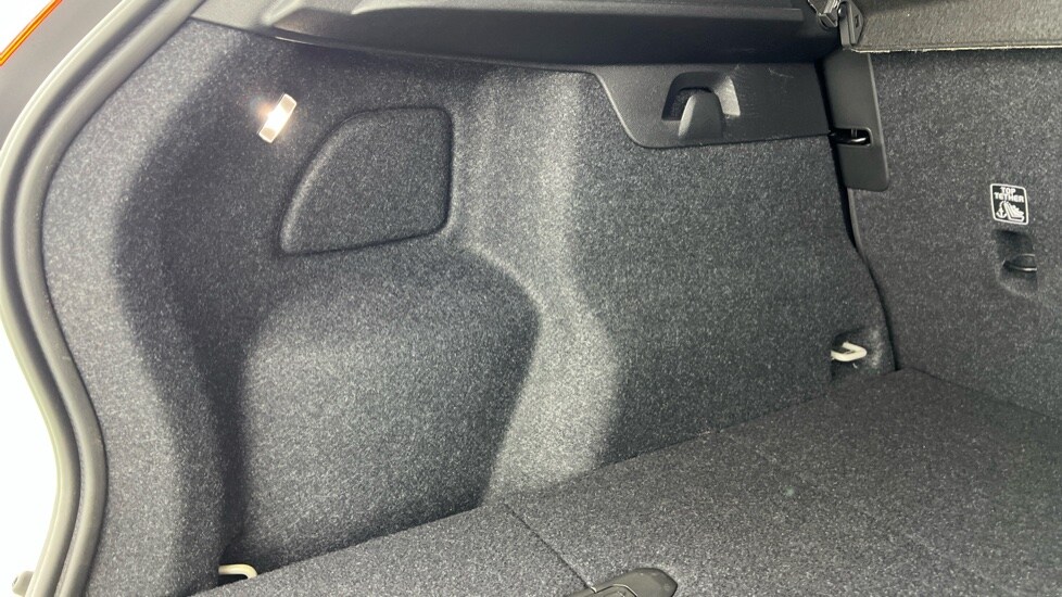 Used Volvo XC40 2025 for sale - 76452081: Photo 36