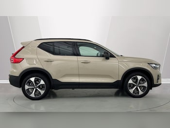 Used Volvo XC40 2025 for sale - 76452081: Photo