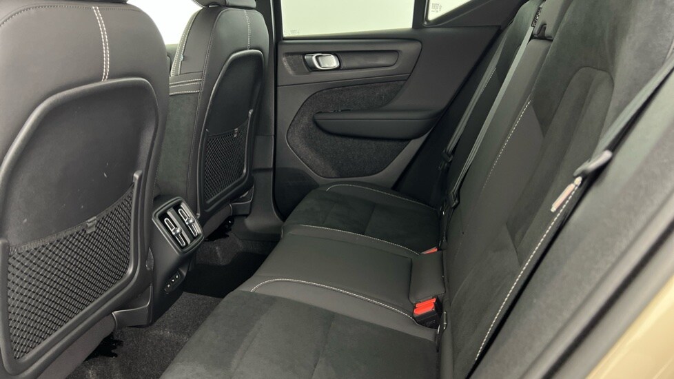 Used Volvo XC40 2025 for sale - 76452081: Photo 42