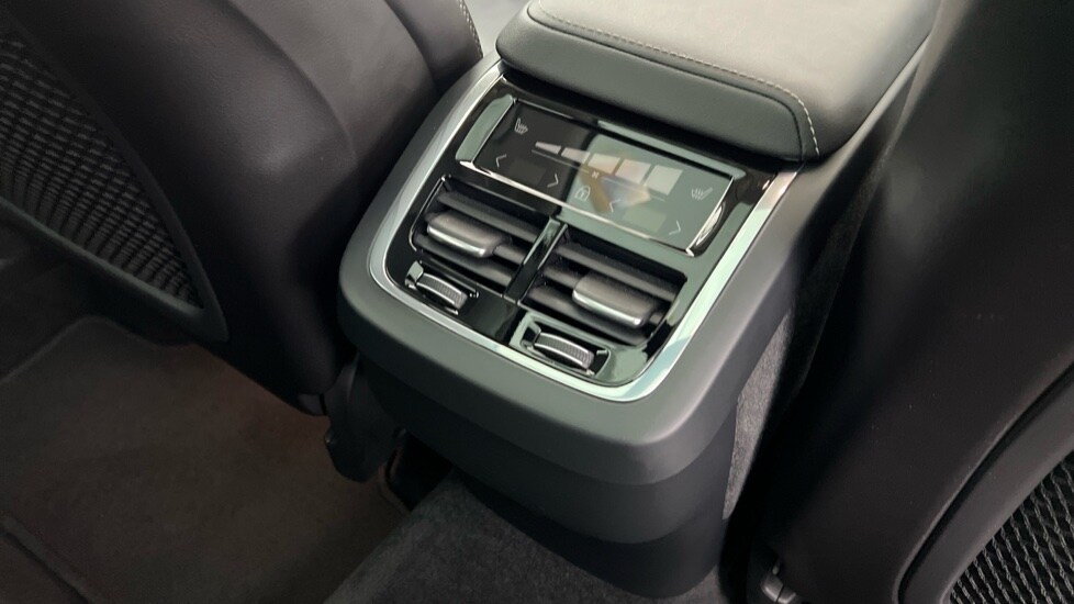 Used Volvo XC60 2024 for sale - 77673786: Photo 41