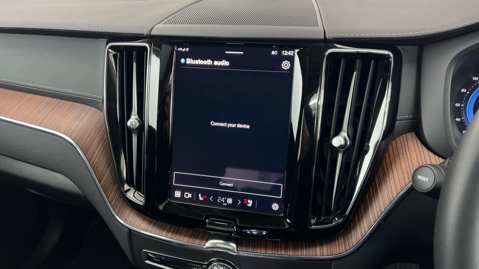 Used Volvo XC60 2024 for sale - 77673786: Photo 42