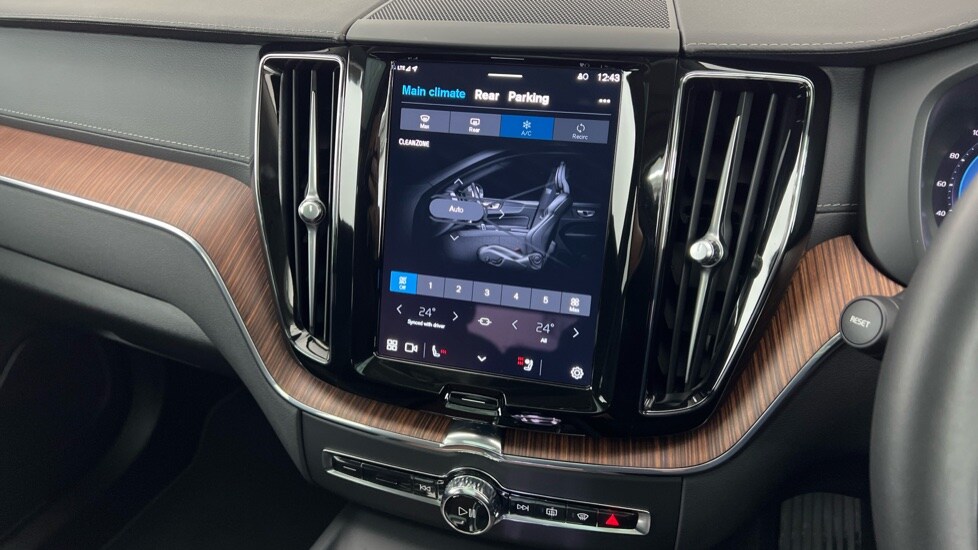 Used Volvo XC60 2024 for sale - 77673786: Photo 48