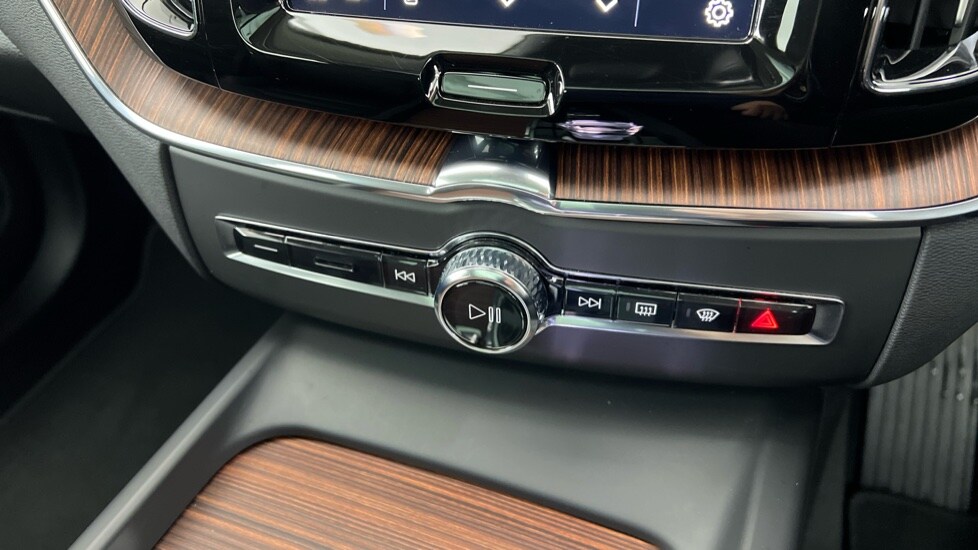 Used Volvo XC60 2024 for sale - 77673786: Photo 50