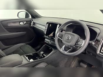 Used Volvo XC40 2023 for sale - 79811979: Photo